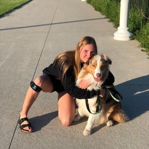 Meet your Posher, Lauren